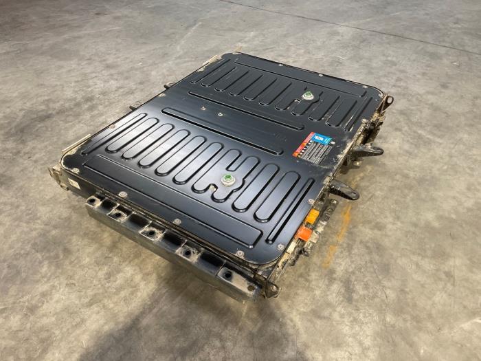Ford Kuga 14.4kWh — photo 1