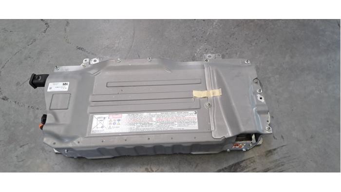 Toyota Yaris 0.76kWh — photo 1