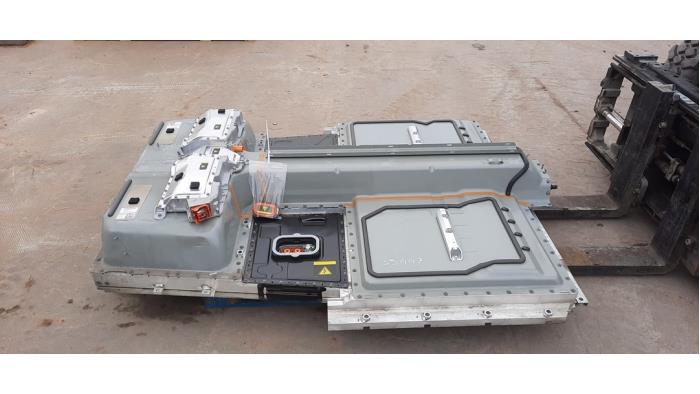 Volvo EX40 70kWh — photo 1